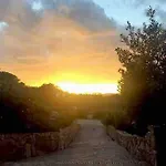 Buganvillea Cottage: Un Nido A 200 Mt. Dal Mare 度假居