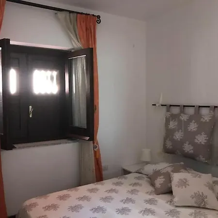 Buganvillea Cottage: Un Nido A 200 Mt. Dal Mare Дом отдыха Порто-Полло