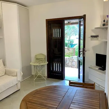 Buganvillea Cottage: Un Nido A 200 Mt. Dal Mare Porto Pollo