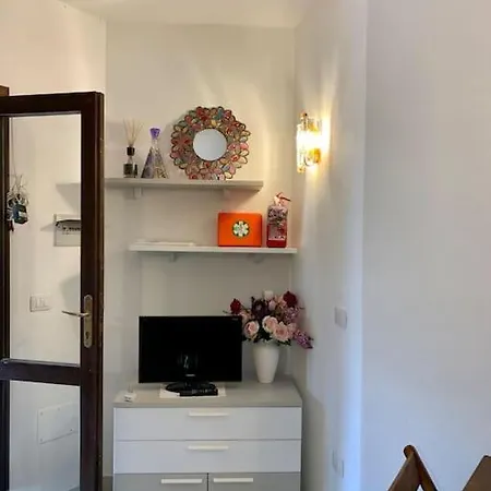 Buganvillea Cottage: Un Nido A 200 Mt. Dal Mare Holiday home *