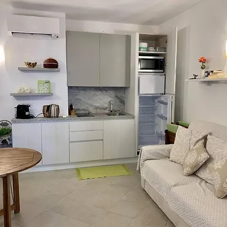 Buganvillea Cottage: Un Nido A 200 Mt. Dal Mare Holiday home