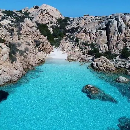 Holiday home Buganvillea Cottage: Un Nido A 200 Mt. Dal Mare *